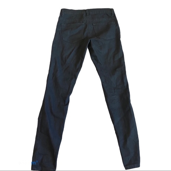 Forever 21 Black Skinny Jeans - Picture 2 of 3